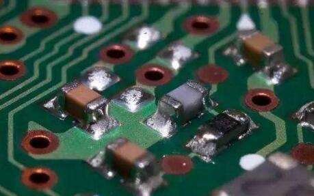 SMT焊接后PCB板面有錫珠產(chǎn)生 SMT焊接后PCB板面有錫珠產(chǎn)生